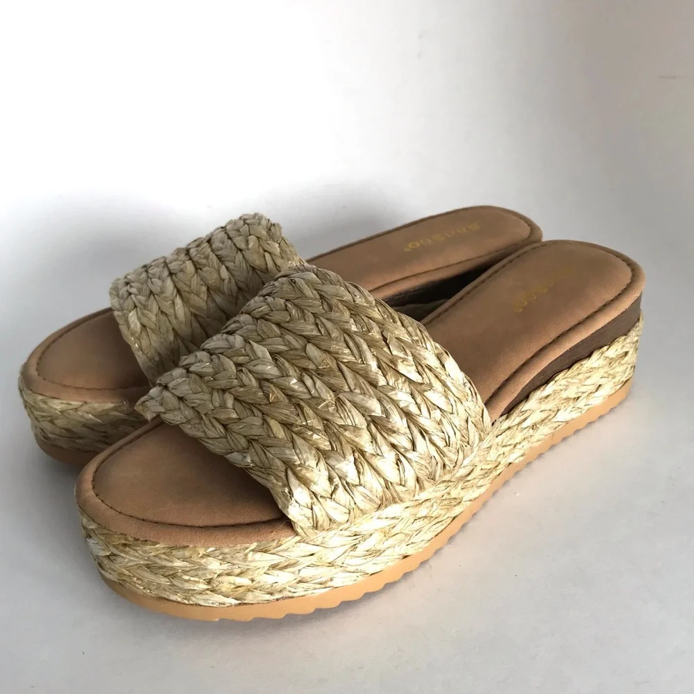 Raffia Platform Slip On Sandals (7) - Picture 8 of 13